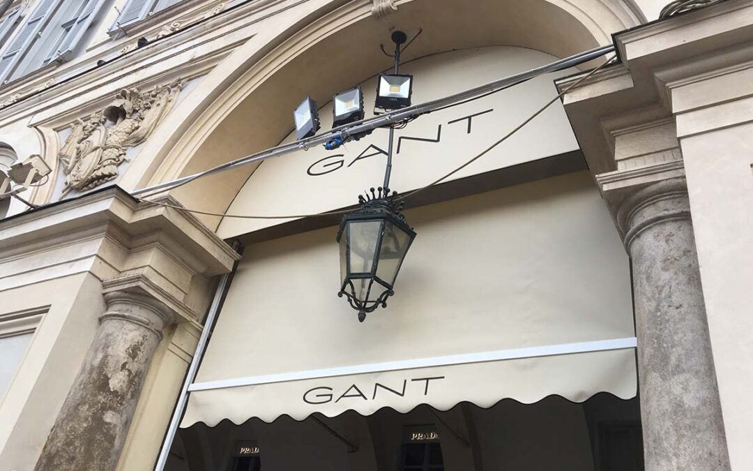 Installazione tende da sole aziende Torino