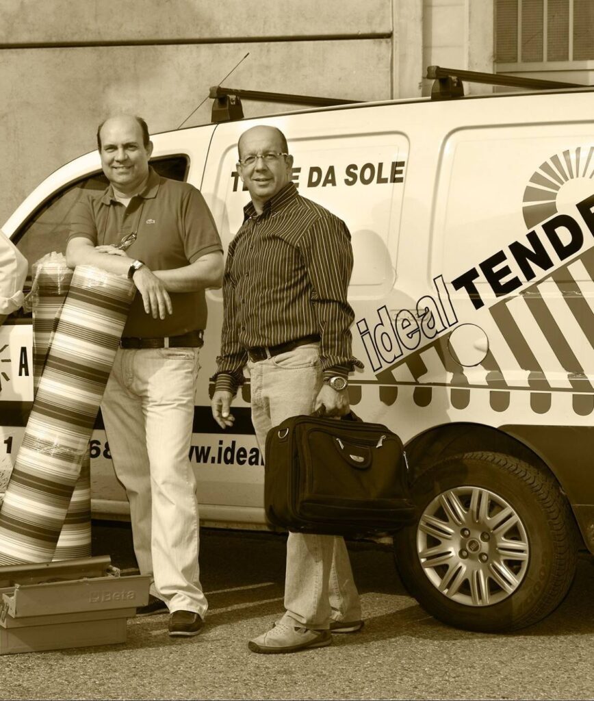 Ideal Tende - Da 40 anni al vostro servizio a Torino e Provincia per Tende da Sole e Pergole